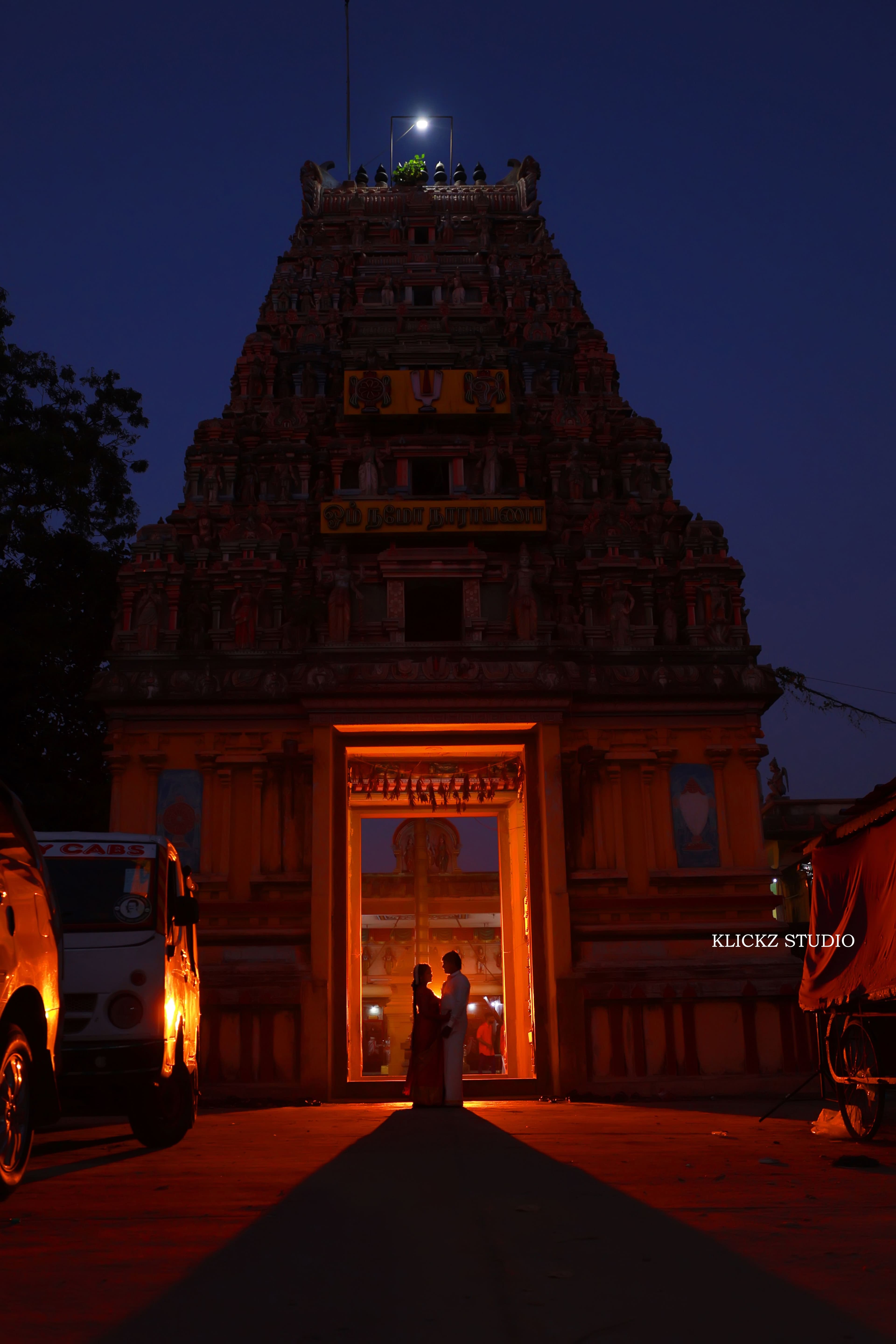 KLICKZSTUDIO signature cinematic wedding photography showing couple's emotional moment